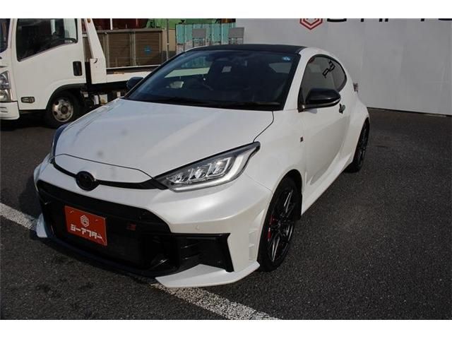 GR YARIS