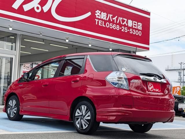 FIT SHUTTLE HYBRID