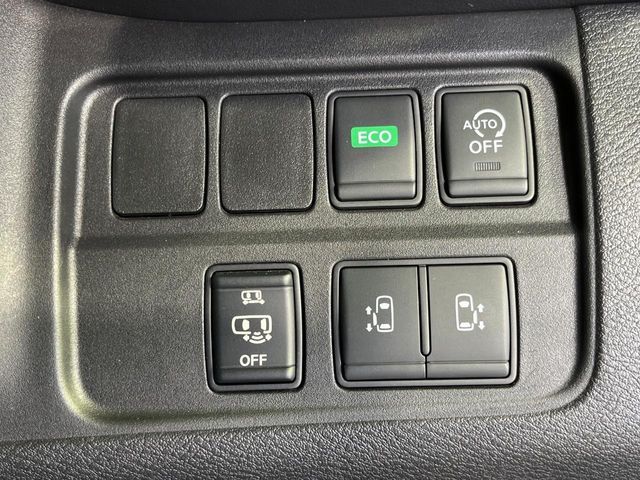 SERENA  S-HYBRID 4WD