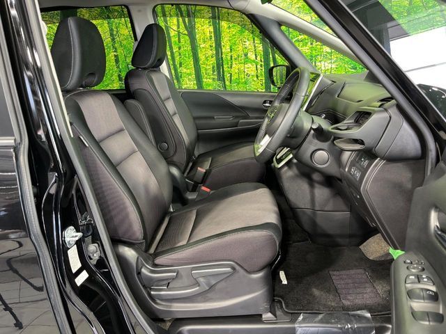 SERENA  S-HYBRID 4WD