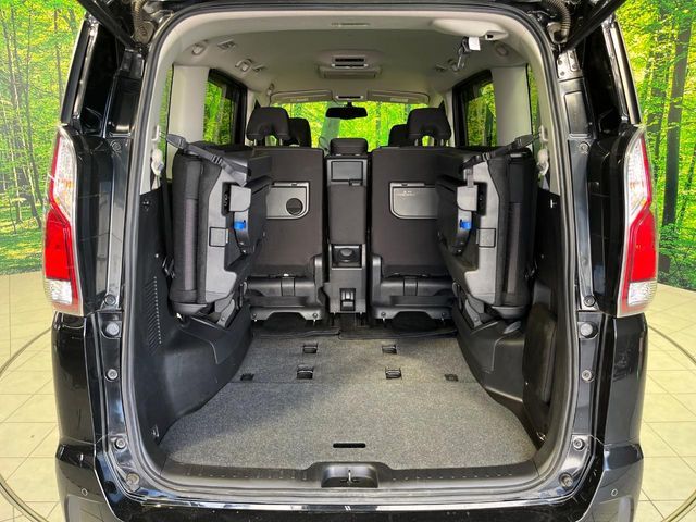 SERENA  S-HYBRID 4WD