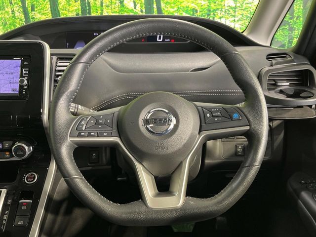 SERENA  S-HYBRID 4WD