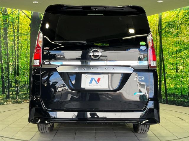 SERENA  S-HYBRID 4WD