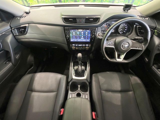 X-TRAIL 2WD