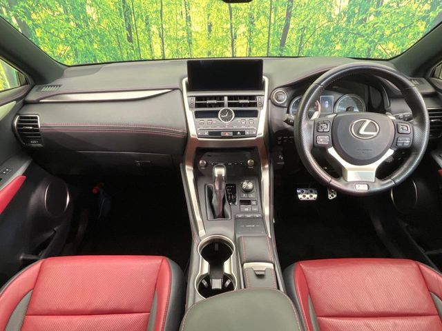 LEXUS NX300 AWD