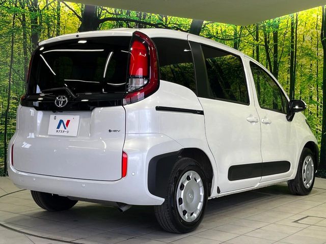SIENTA HYBRID