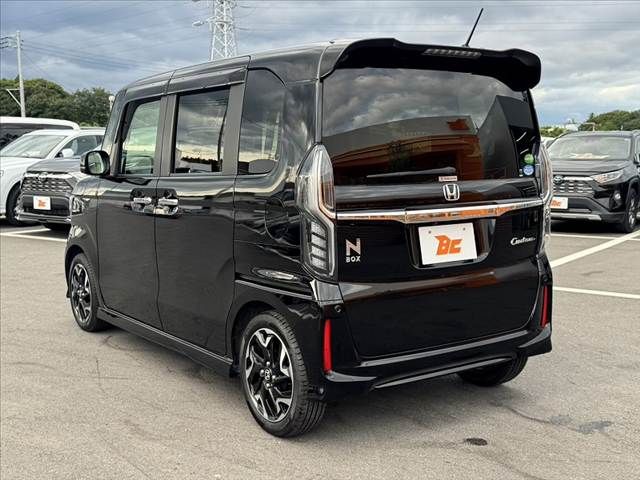 N BOX CUSTOM