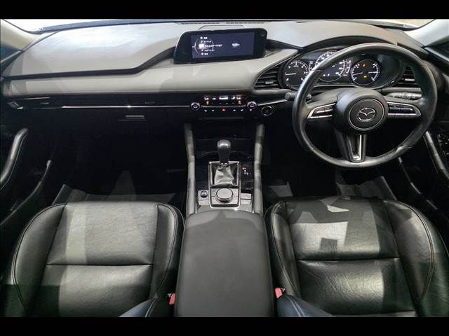 MAZDA3 SEDAN