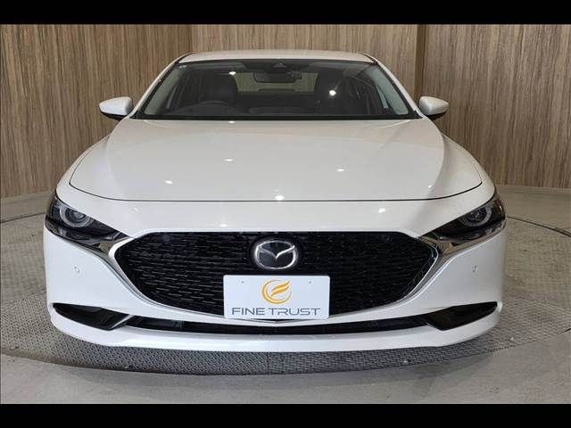 MAZDA3 SEDAN