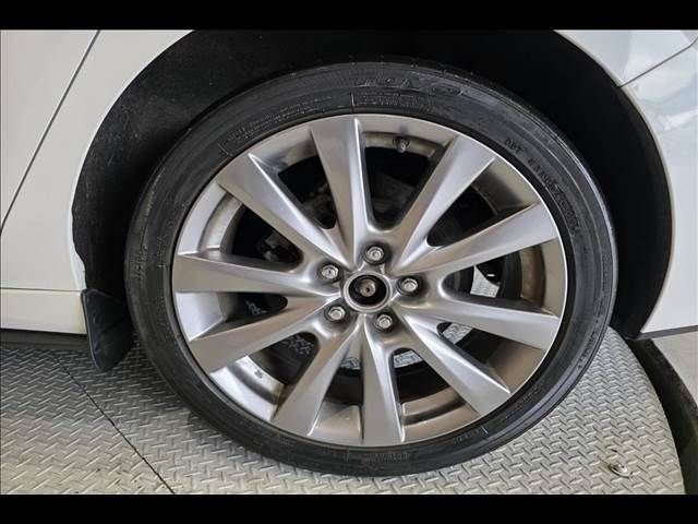 MAZDA3 SEDAN