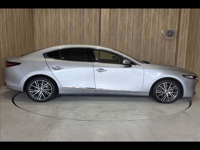 MAZDA3 SEDAN
