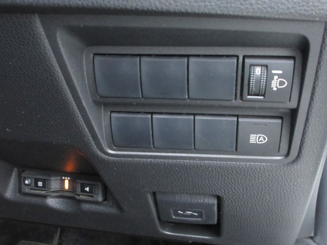 YARIS HYBRID