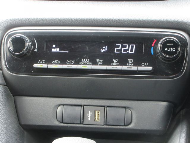 YARIS HYBRID