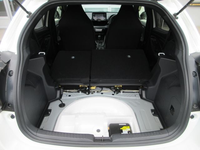YARIS HYBRID