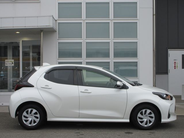YARIS HYBRID