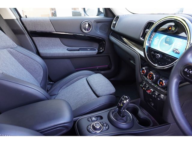 MINI COOPER D CROSSOVER