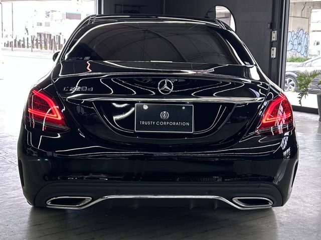 MERCEDES BENZ C class sedan