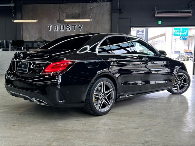 MERCEDES BENZ C class sedan