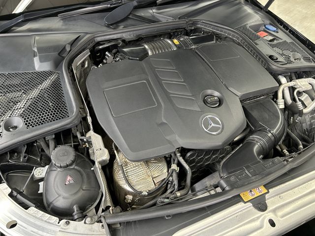 MERCEDES BENZ C class sedan