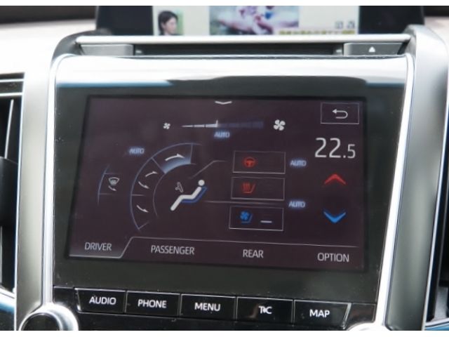 CROWN sedan hybrid 4WD