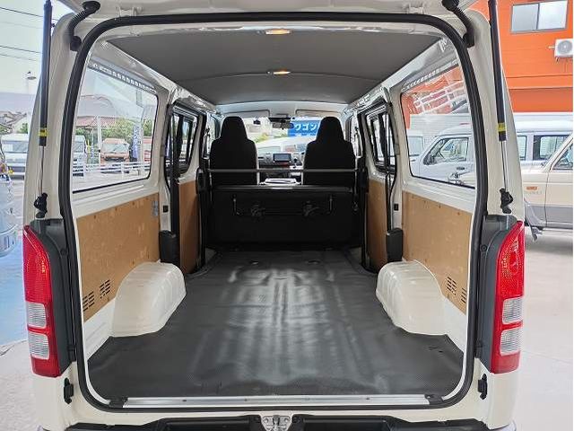 HIACE van 4WD