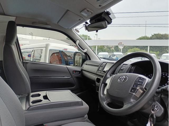 HIACE van 4WD