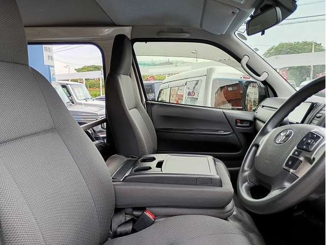 HIACE van 4WD
