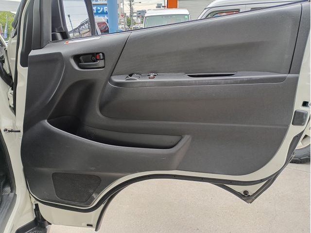 HIACE van 4WD