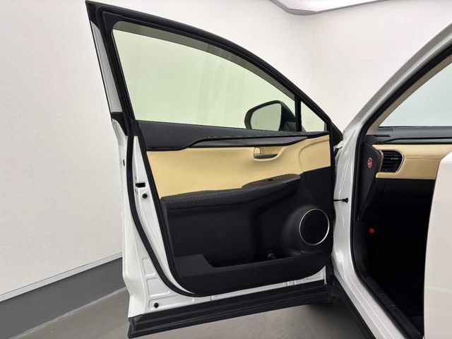 LEXUS NX300h