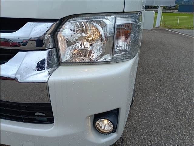 REGIUSACE van 4WD