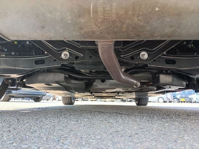 PRIUS 4WD