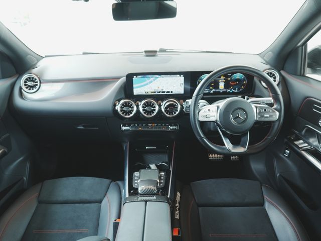 MERCEDES BENZ GLA class