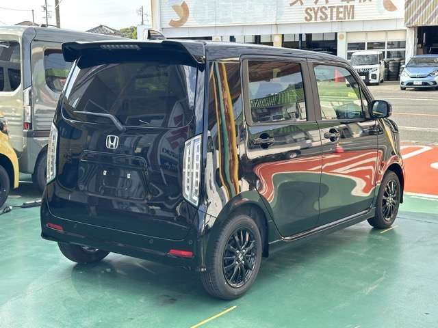N-WGN CUSTOM