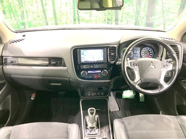 OUTLANDER PHEV