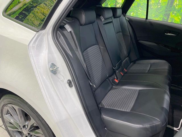 COROLLA TOURING HYBRID
