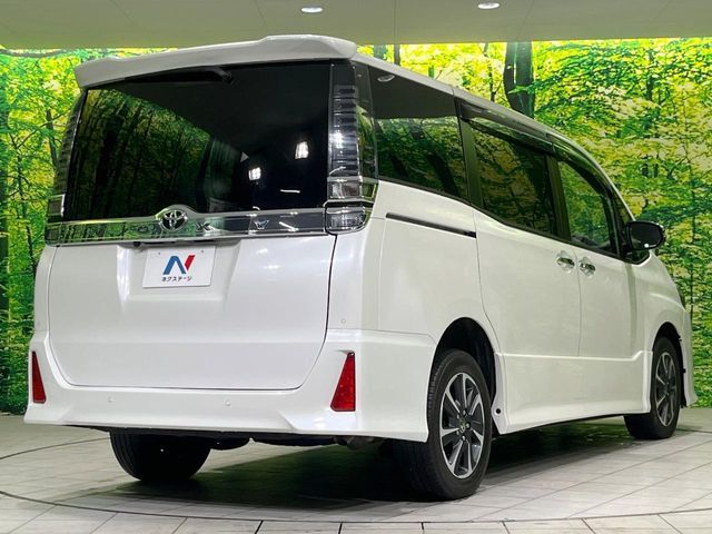 VOXY 4WD