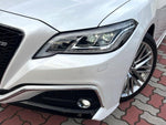 CROWN sedan hybrid