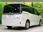 VOXY HYBRID