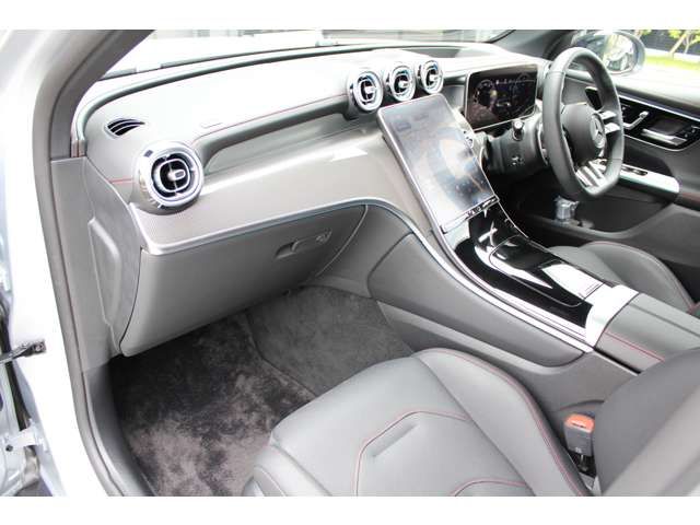 MERCEDES AMG GLCclass
