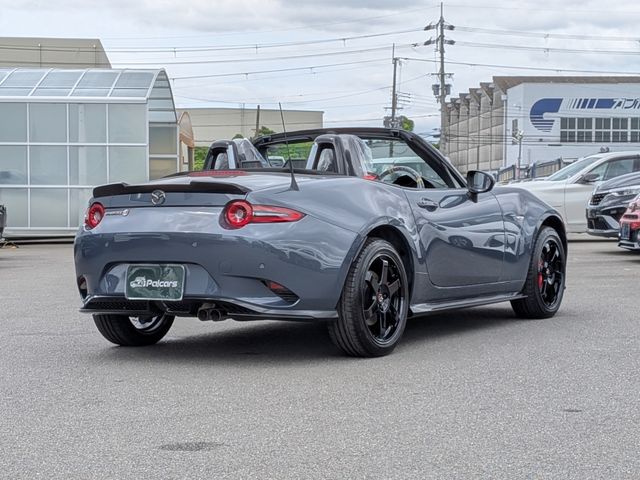 ROADSTER