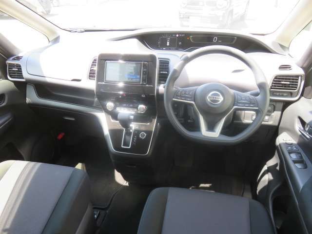 SERENA  S-HYBRID 4WD