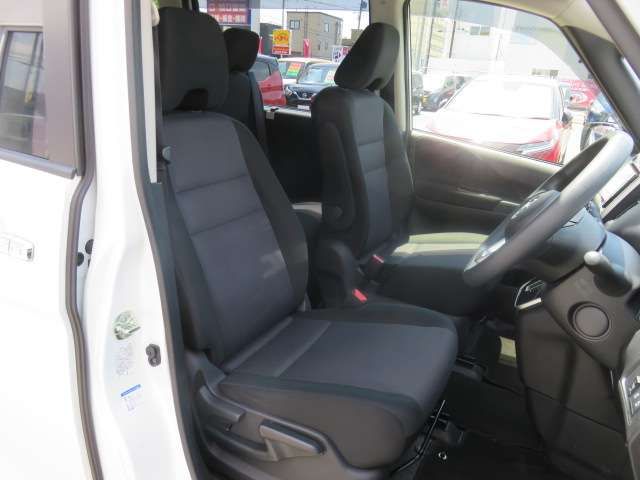 SERENA  S-HYBRID 4WD