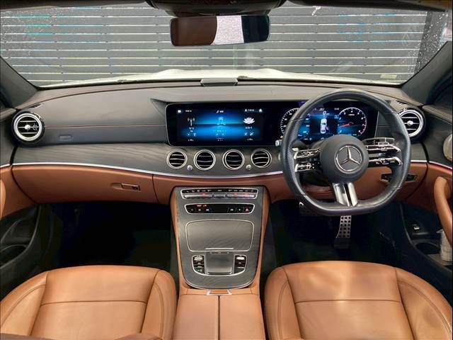 MERCEDES BENZ E class sedan