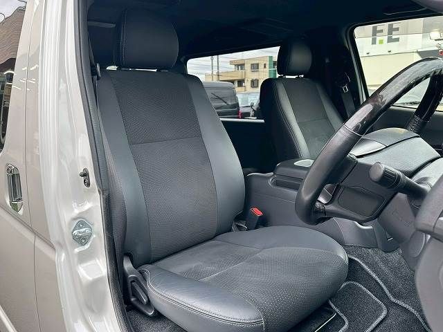 HIACE van 4WD