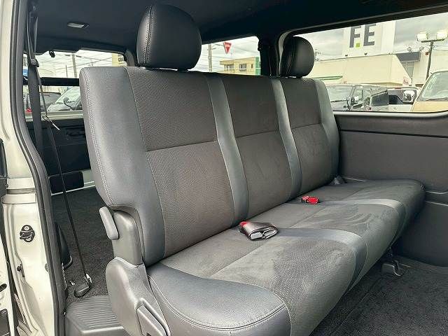 HIACE van 4WD