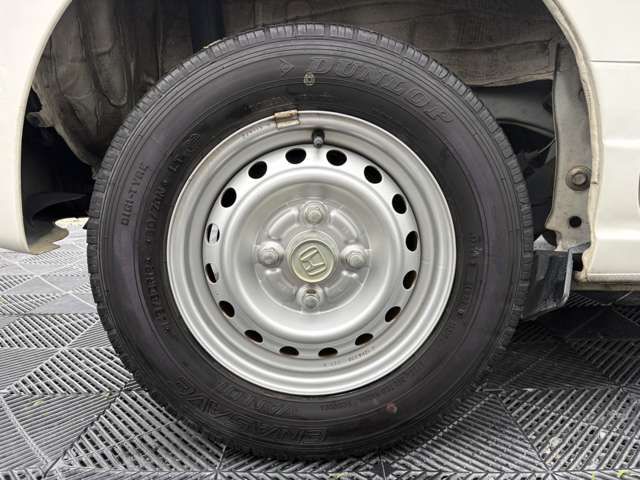 N-VAN