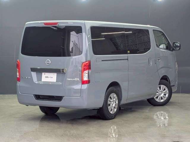 CARAVAN van 2WD