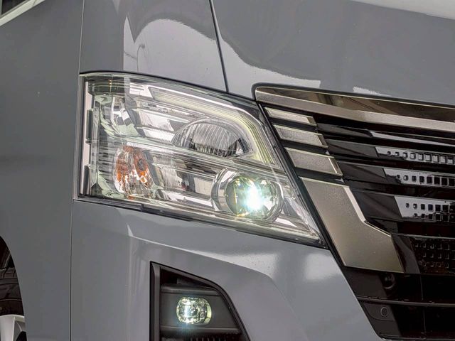 CARAVAN van 2WD