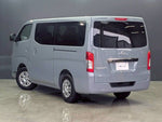 CARAVAN van 2WD
