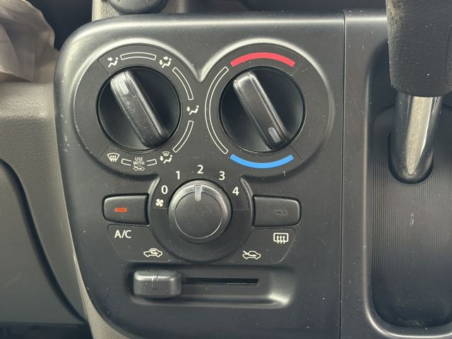 NV100 CLIPPER